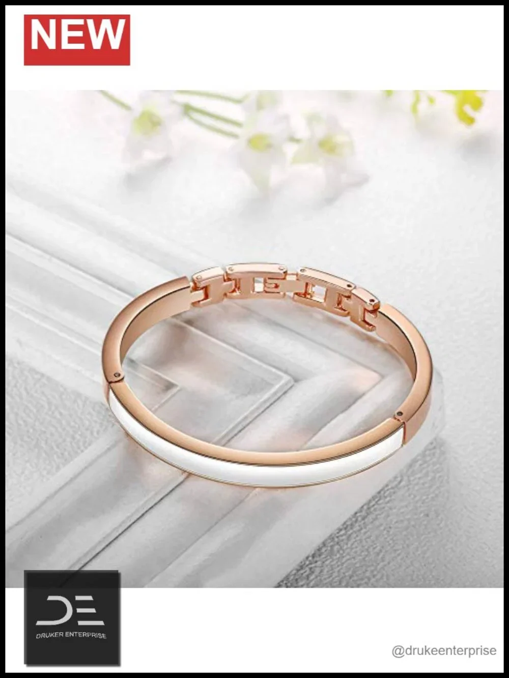 Four-Piece Bangle Analog Quartz Wrist Watch Set with Crystal Pendant